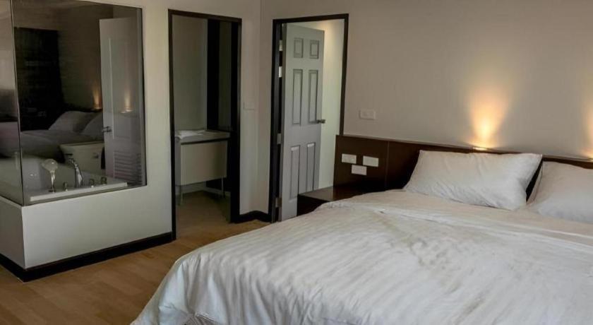 Eurotel Hotel Kanchanaburi Esterno foto